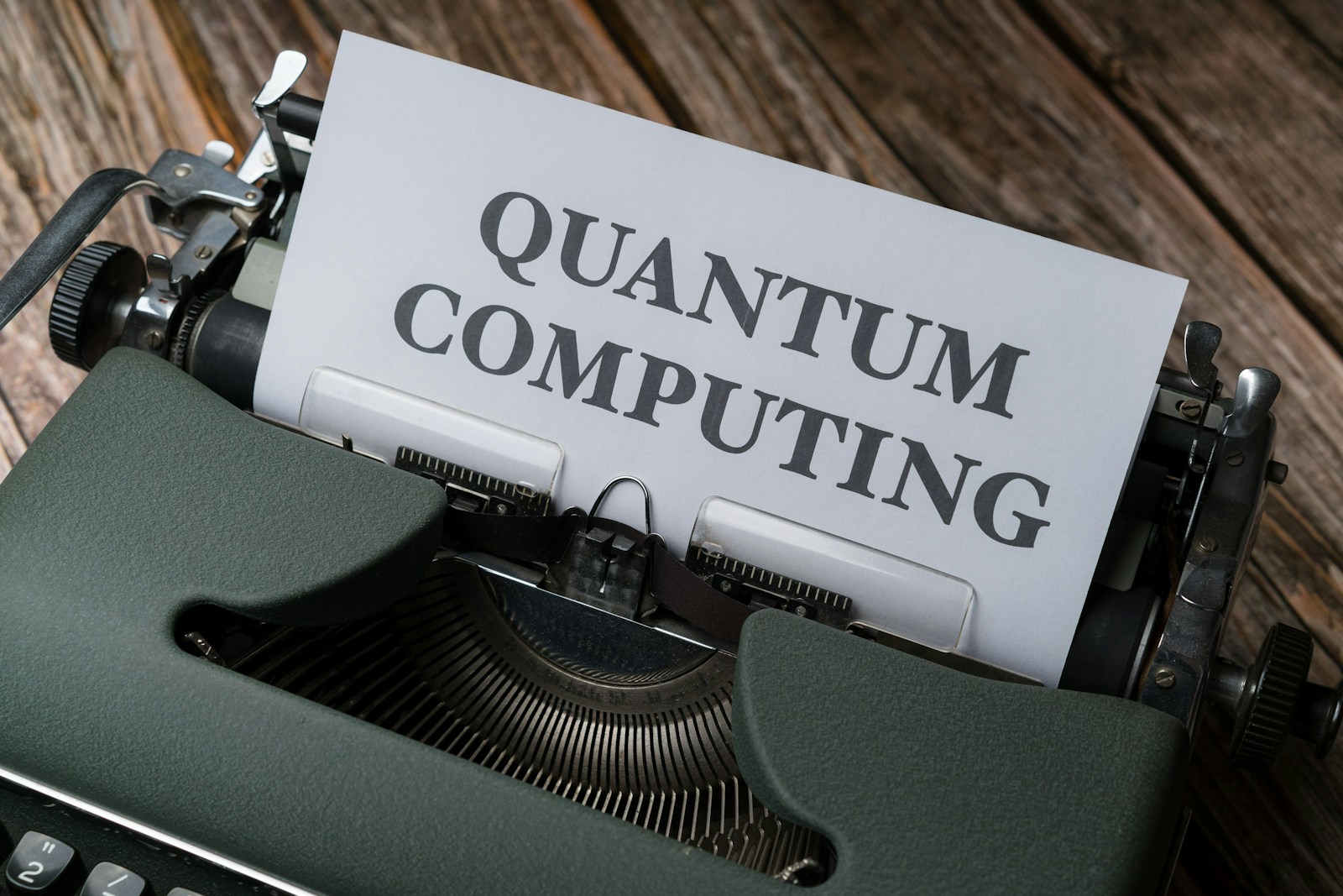 Forrester’s State of Quantum Computing, 2026 shows quantum computing is advancing faster than expected, making business utility and Q-day security risks.